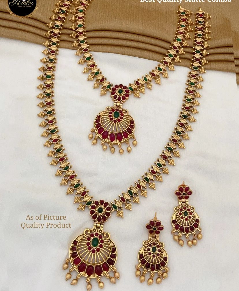 Gold Necklace Set